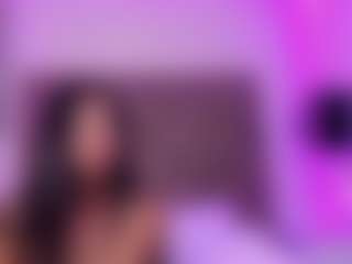 JulietteMoretti's Live Sex Cam Show