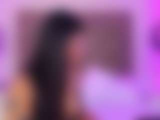 Live cam show with JulietteMoretti - White on dropp.cam | colombia