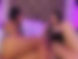 Live cam show with JulietteMoretti - Ahegao on Camsoda
