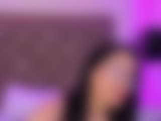 JulietteMoretti's Live Sex Cam Show