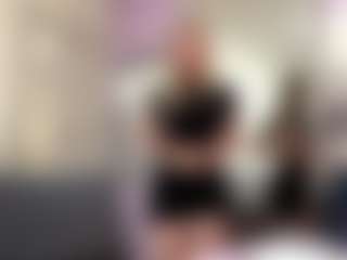 Live cam show with KrystaDirk - Sweet on TeamSkeetLive