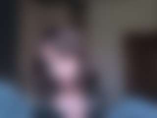 Live cam show with Leyla - New Teen (18+) on Camming Site