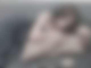 Live cam show with Leyla - Skinny Teen (18+) on sexylive.show