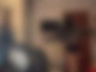 Live cam show with MarioAllocco - Flashing on madthumbs