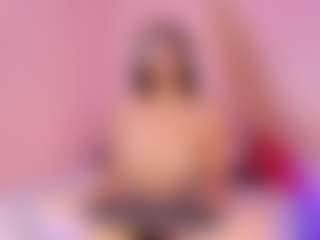 MiiaDiaz's Live Sex Cam Show