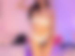 MiiaDiaz's Live Sex Cam Show