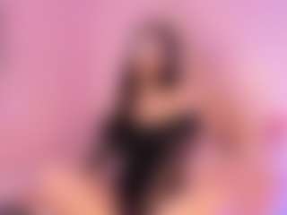 MiiaDiaz's Live Sex Cam Show