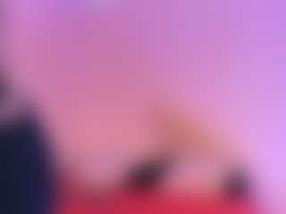 MiiaDiaz's Live Sex Cam Show