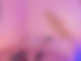 MiiaDiaz's Live Sex Cam Show