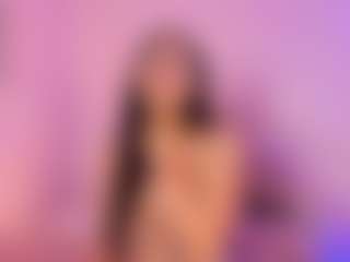 MiiaDiaz's Live Sex Cam Show