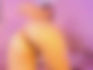 MiiaDiaz's Live Sex Cam Show