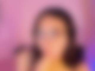 MiiaDiaz's Live Sex Cam Show