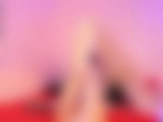MiiaDiaz's Live Sex Cam Show
