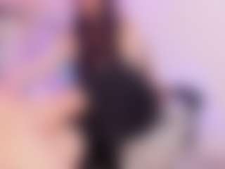 MiiaDiaz's Live Sex Cam Show