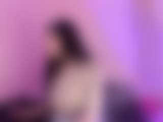 Live cam show with MiiaDiaz - Nipple Piercings on SxyPornLive