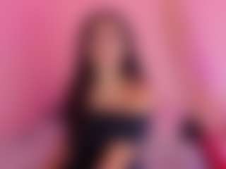 MiiaDiaz's Live Sex Cam Show