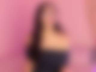 MiiaDiaz's Live Sex Cam Show