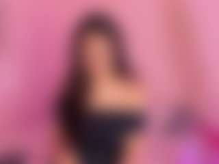 Live cam show with MiiaDiaz - Nipple Piercings on madthumbs