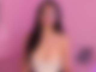 MiiaDiaz's Live Sex Cam Show