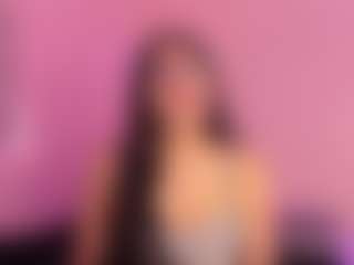 Live cam show with MiiaDiaz - College on Camsoda