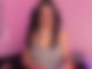 MiiaDiaz's Live Sex Cam Show