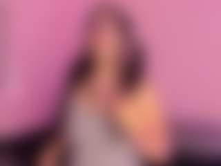 MiiaDiaz's Live Sex Cam Show
