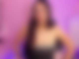 Live cam show with MiiaDiaz - Anal Toys on CamClone