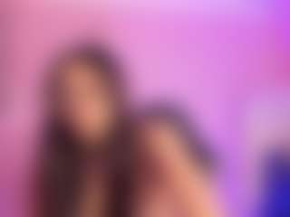MiiaDiaz's Live Sex Cam Show