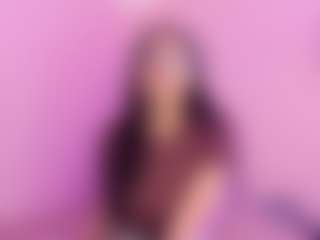MiiaDiaz's Live Sex Cam Show