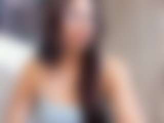 MiiaDiaz's Live Sex Cam Show