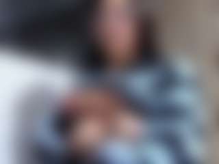 MiiaDiaz's Live Sex Cam Show