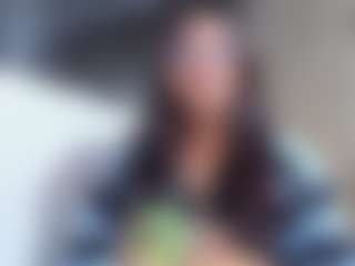 MiiaDiaz's Live Sex Cam Show