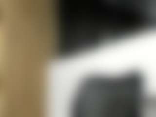 Live cam show with MiiaDiaz - Average on Gym Cam Girls
