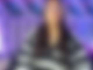 MiiaDiaz's Live Sex Cam Show