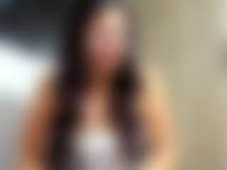 MiiaDiaz's Live Sex Cam Show