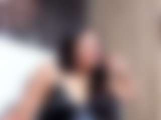 MiiaDiaz's Live Sex Cam Show