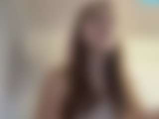 Live cam show with Lilly - Athletic Teen (18+) on AdultVida.com