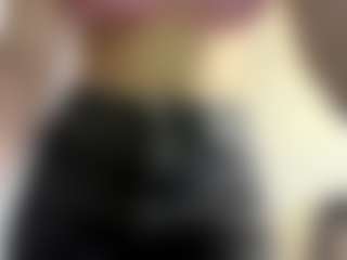 Live cam show with Lilly - Moaning on madthumbs