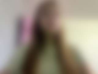 Live cam show with Lilly - Amateur on Milfs Live