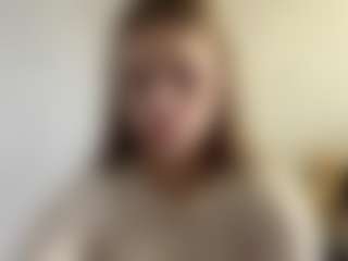 Live cam show with Lilly - Amateur on madthumbs