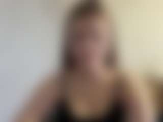 Live cam show with Lilly - Athletic Public on SpankPalCams
