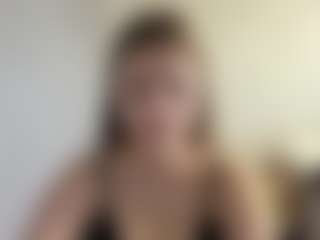Live cam show with Lilly - Ass Bouncing on madthumbs