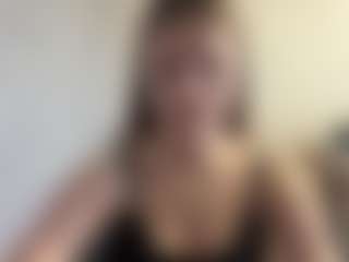 Live cam show with Lilly - Cute on Hubzter Live