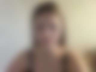 Live cam show with Lilly - Moaning on SpankPalCams