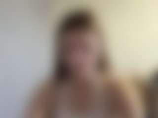 Live cam show with Lilly - Cute on madthumbs