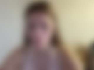 Live cam show with Lilly - Cute on madthumbs
