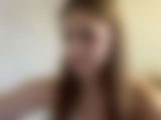 Live cam show with Lilly - Camel Toe on madthumbs