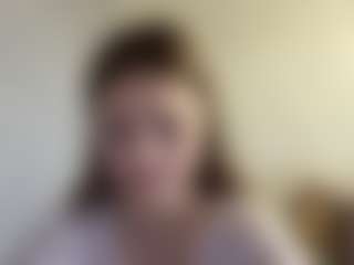 Live cam show with Lilly - Cute on Dare Cams