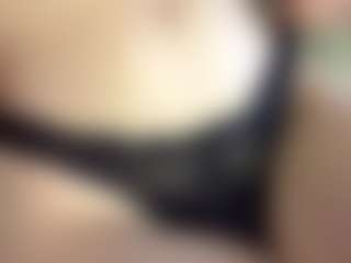Live cam show with Lilly - Athletic Public on Camsoda