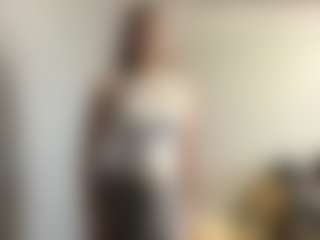 Live cam show with Lilly - Green Eyes on Camsoda